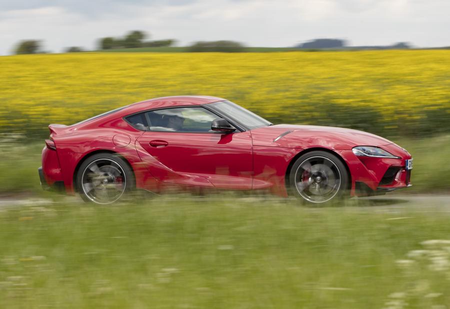  Toyota GR Supra (A90) 2019 года  (UK) (фото 3 из 91)